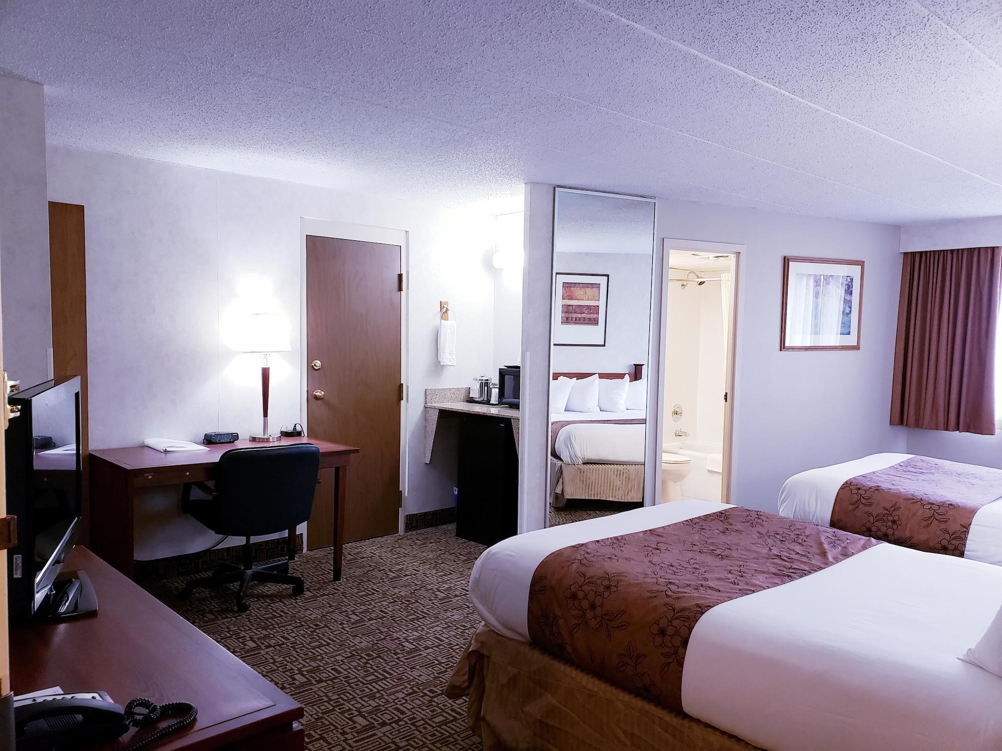 Surestay Plus Hotel By Best Western בלאק ריבר פולס מראה חיצוני תמונה