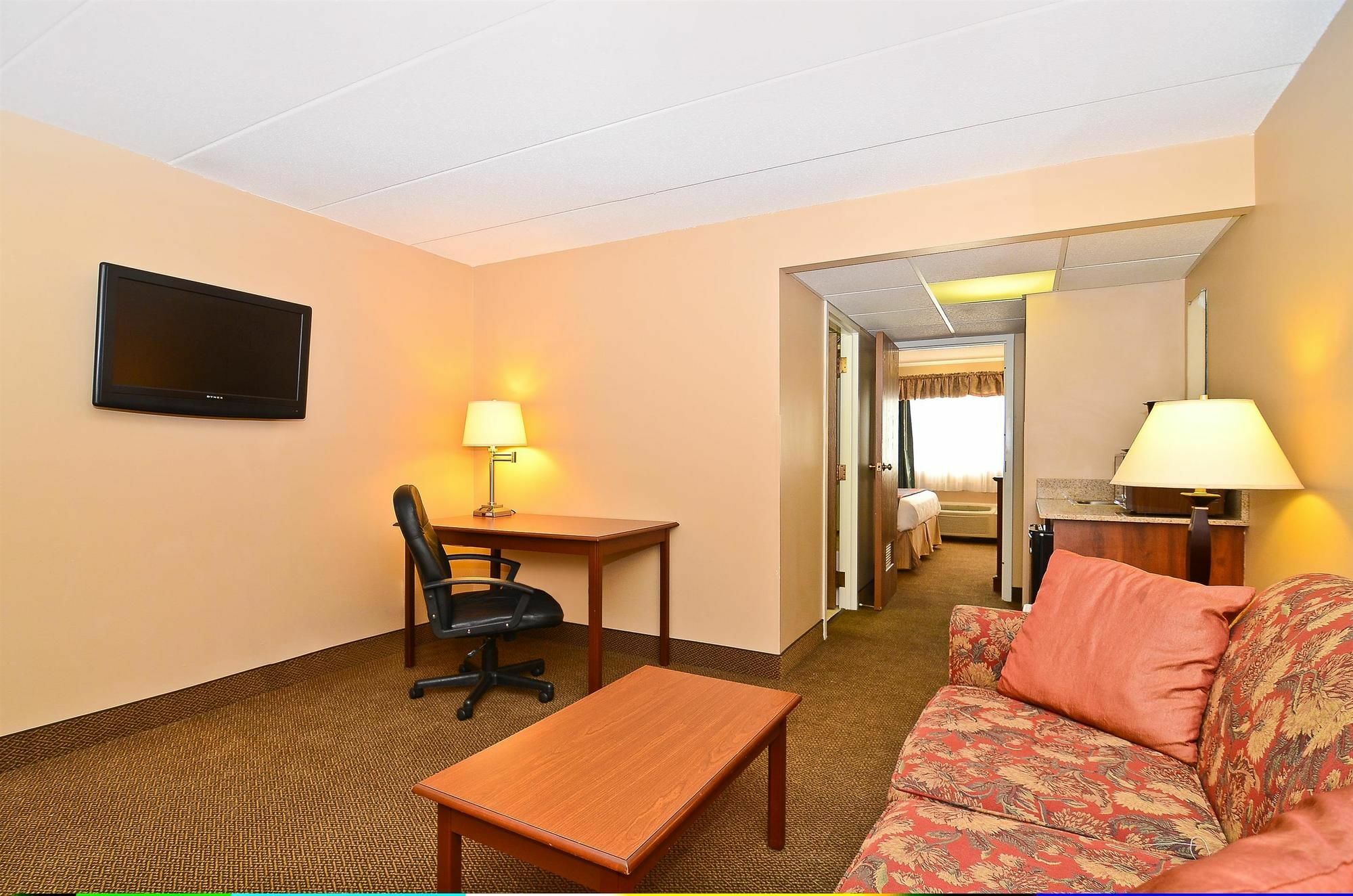 Surestay Plus Hotel By Best Western בלאק ריבר פולס מראה חיצוני תמונה