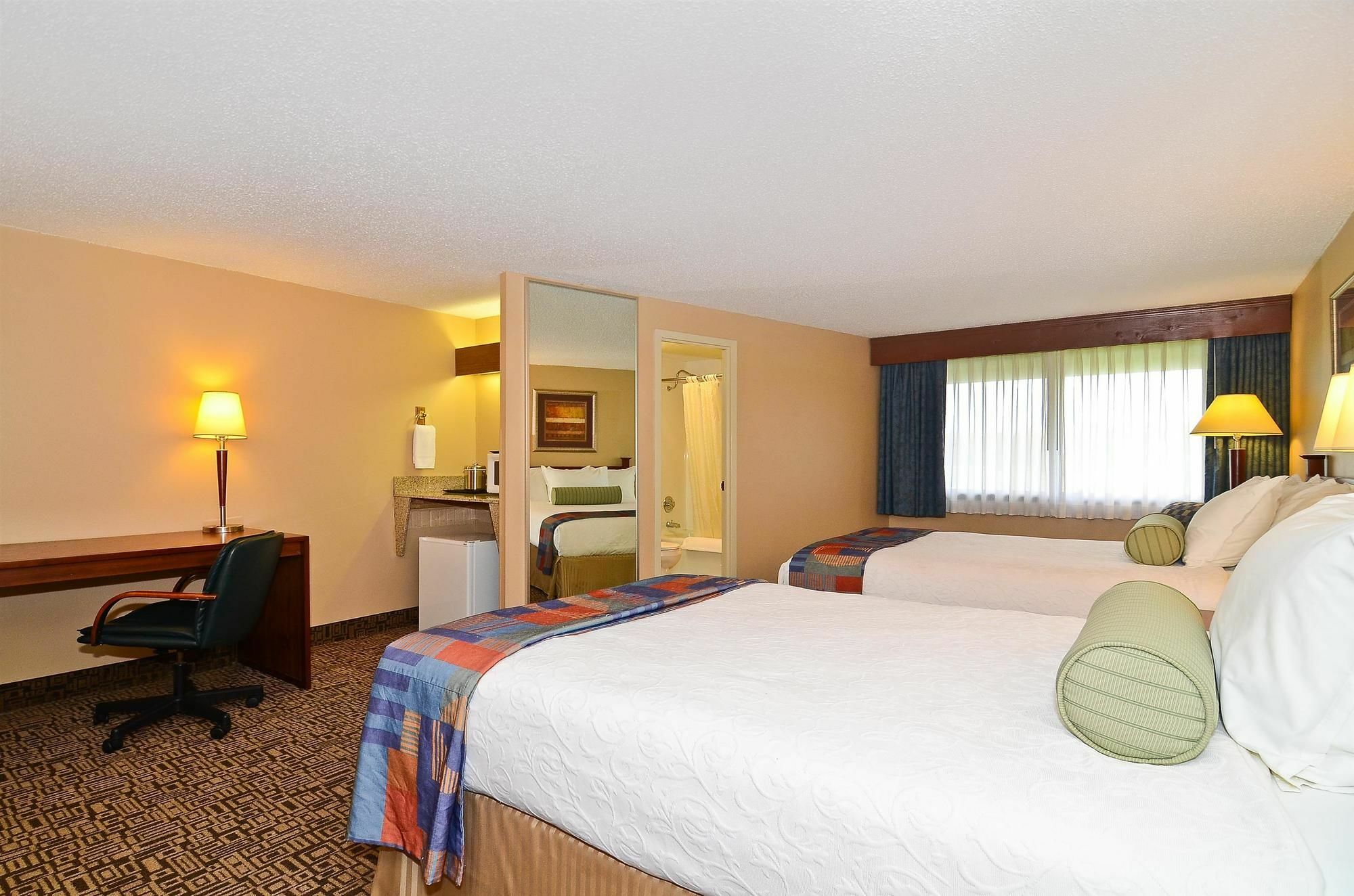 Surestay Plus Hotel By Best Western בלאק ריבר פולס מראה חיצוני תמונה